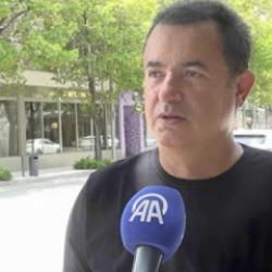 Acun Ilıcalı finali &ouml;nceden tahmin etti! 'Uzatmalara gidecek' dedi ve favorisini a&ccedil;ıkladı
