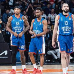 Anadolu Efes'te s&uuml;rpriz ayrılık!