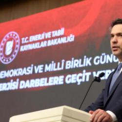 Bakan Bayraktar: O gece y&uuml;reğin g&uuml;c&uuml;, &ccedil;eliğin g&uuml;c&uuml;n&uuml; yendi