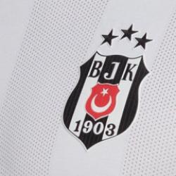 Beşiktaş'tan o isim ile ilgili son dakika a&ccedil;ıklaması! 'Kamuoyunu alenen yanıltmaktadır'