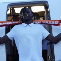 Galatasaray ilk transferini orta sahaya yaptı! İstanbul'a geldi