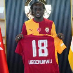 Galatasaray yeni transferinin maliyetini a&ccedil;ıkladı
