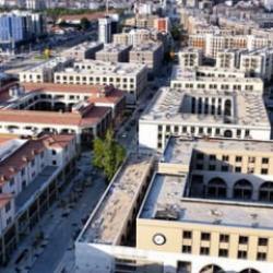 Malatya'da depremin izleri siliniyor! Esnaf kepenklerini a&ccedil;ıyor