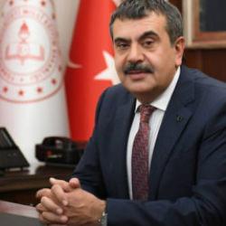 MEB'den &ouml;ğrencileri rahatlatacak karar! 81 ilde resmen başlıyor