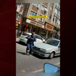 Metrelerce havaya savruldu! Telefonla konuşurken yola atlamanın bedeli ağır oldu