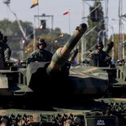 NATO &uuml;lkesinden son dakika Rusya kararı! Sınırda askeri hareketlilik
