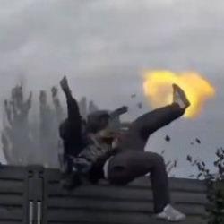  Acemi askerin atış taliminde korku dolu an!