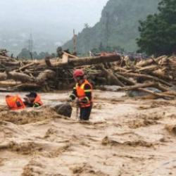 Vietnam'da sel felaketi: 4 &ouml;l&uuml;, 7 yaralı, 4 kayıp