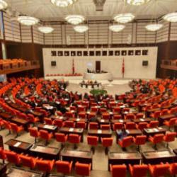 CHP&rsquo;den ayrılan milletvekillerinin ardından Meclis&rsquo;teki sandalye dağılımı