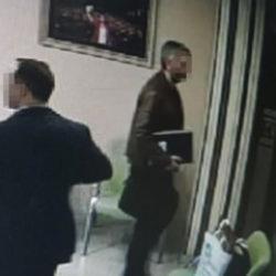 İzmit Belediyesi dosyasında '3 kilo altın' itirafı: 'Makamına poşetlerle bıraktım'