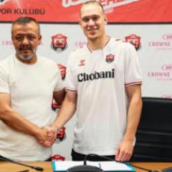 Chobani'nin sponsor olduğu firma 4 transfer birden a&ccedil;ıkladı!