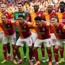 Galatasaray'ın Avusturya kamp kadrosu a&ccedil;ıklandı! Yıldız oyuncu yer almadı