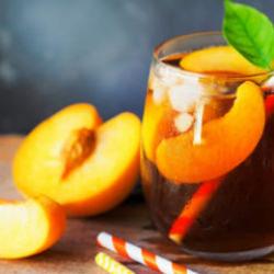 Hazırını aratmayan ev yapımı şeftalili soğuk &ccedil;ay