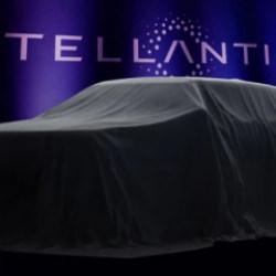 Stellantis ailesinin yeni SUV modeli i&ccedil;in geri sayım: İlk g&ouml;rsel tanıtıldı