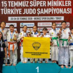 Konyalı minik judocular T&uuml;rkiye Şampiyonası'na damga vurdu! 8 madalya birden