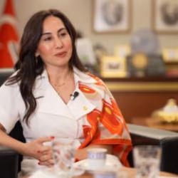 &Ouml;zlem Vural G&uuml;rzel neden CHP&rsquo;den AK Parti&rsquo;ye ge&ccedil;tiğini anlattı