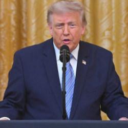 Trump duyurdu: Vergi oranı y&uuml;zde 100 olacak!