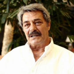 &Uuml;&ccedil; ayrı vasiyet bırakmış! Kadir İnanır'ın mal varlığı ortaya &ccedil;ıktı