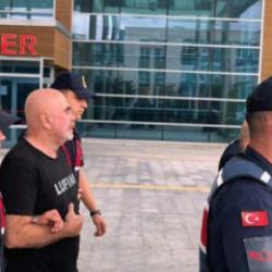 Uyuşturucu operasyonunda g&ouml;zaltına alınmıştı: Y&ouml;netmen Ezel Akay hakkında karar