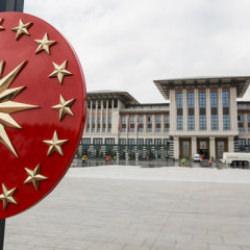 Yeni Parti'nin logosu g&uuml;ndem oldu! Cumhurbaşkanı Başdanışmanı'ndan olay benzetme