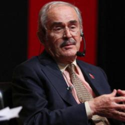 Yılmaz B&uuml;y&uuml;kerşen, CHP&rsquo;den istifa etti