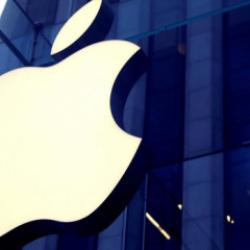 Apple'dan dev hamle: D&uuml;nyanın en değerli şirketi oldu!