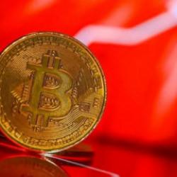 Bitcoin'de alarm! Uzman 60 bin dolar riskine dikkat &ccedil;ekti!