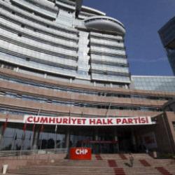CHP'de "&uuml;&ccedil;&uuml;nc&uuml; yolcular" bildiri hazırlığında