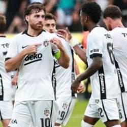 Danimarka basını Beşiktaş'ın Midtjylland zaferini konuşuyor!