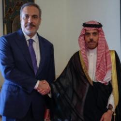 Bakan Fidan Suudi Arabistanlı mevkidaşı ile g&ouml;r&uuml;şt&uuml;