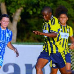 Fenerbah&ccedil;e hazırlık ma&ccedil;ında coştu!