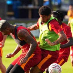 Galatasaray'ın Avusturya kampı sona erdi: İtalyanlar ders &ccedil;ıkarttı