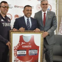 Haksızlık sona erdi! T&uuml;rkiye'nin altın madalyası iade edilecek