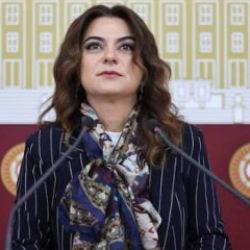 Okullarda mescit talimatını DEM Parti hazmedemedi!