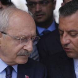Sosyal medya krizi patladı! Yeni Parti &ccedil;alıp gitti, CHP harekete ge&ccedil;ti