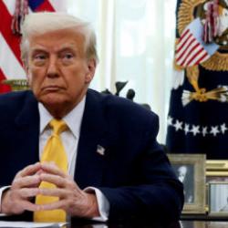 Trump'tan dikkat &ccedil;eken 'petrol' iddiası! 'Bunu yaparsa zengin bir &uuml;lke olursunuz'