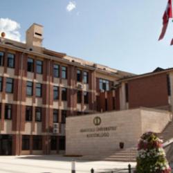 T&uuml;rkiye'de bir ilk! Anadolu &Uuml;niversitesi'nden 15 yeni program