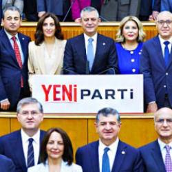 YENİ Parti'de &ouml;rg&uuml;tlenme başladı: İlk kurultay Ekim ayında