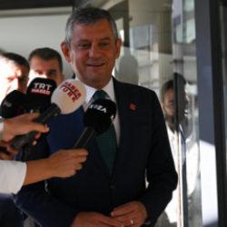 Yeni Parti'nin sloganı da &ccedil;alıntı &ccedil;ıktı! Siyasi krize neden olacak