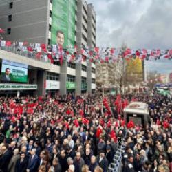 YENİ Parti'ye ge&ccedil;tiler: CHP 37 yıllık kalesini kaybetti