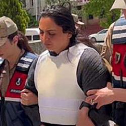 Kendisini fuhuşa zorladığını iddia ettiği kocasını &ouml;ld&uuml;rm&uuml;şt&uuml;! Cezaları onandı 