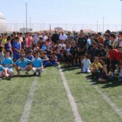 350 Kur'an kursu &ouml;ğrencisi sahaya indi! Camiler arası turnuva başladı