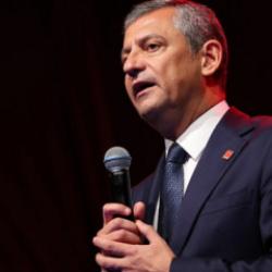 9 b&uuml;y&uuml;kşehirden &Ouml;zg&uuml;r &Ouml;zel&rsquo;e şok! S&uuml;rpriz Cemil Tugay iddiası