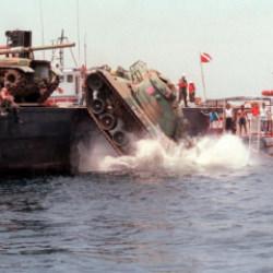 ABD 100 savaş tankını denize batırdı: Canlılara doğal yuva 