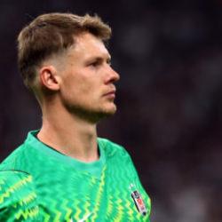 Alexander N&uuml;bel: Beşiktaş taraftarları &ccedil;ok deli!