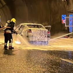 Ankara istikametine ulaşım durdu: Bolu Dağı T&uuml;neli'nde korkutan yangın!