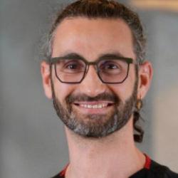 Aşırı g&uuml;neşin tek sonucu ge&ccedil;ici yanıklar değil! Erken yaşlanma ve cilt kanseri riski var 