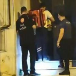 Beyoğlu&rsquo;nda k&ouml;t&uuml; koku ihbarı yapılan evde ceset bulundu