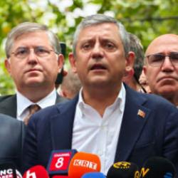 CHP'de g&ouml;zler belediyelerde! 230 belediye başkanı Yeni Parti'ye ge&ccedil;iyor