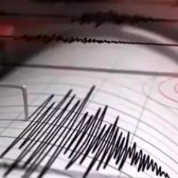 &Ccedil;in'de deprem: 1 &ouml;l&uuml;, 6 yaralı